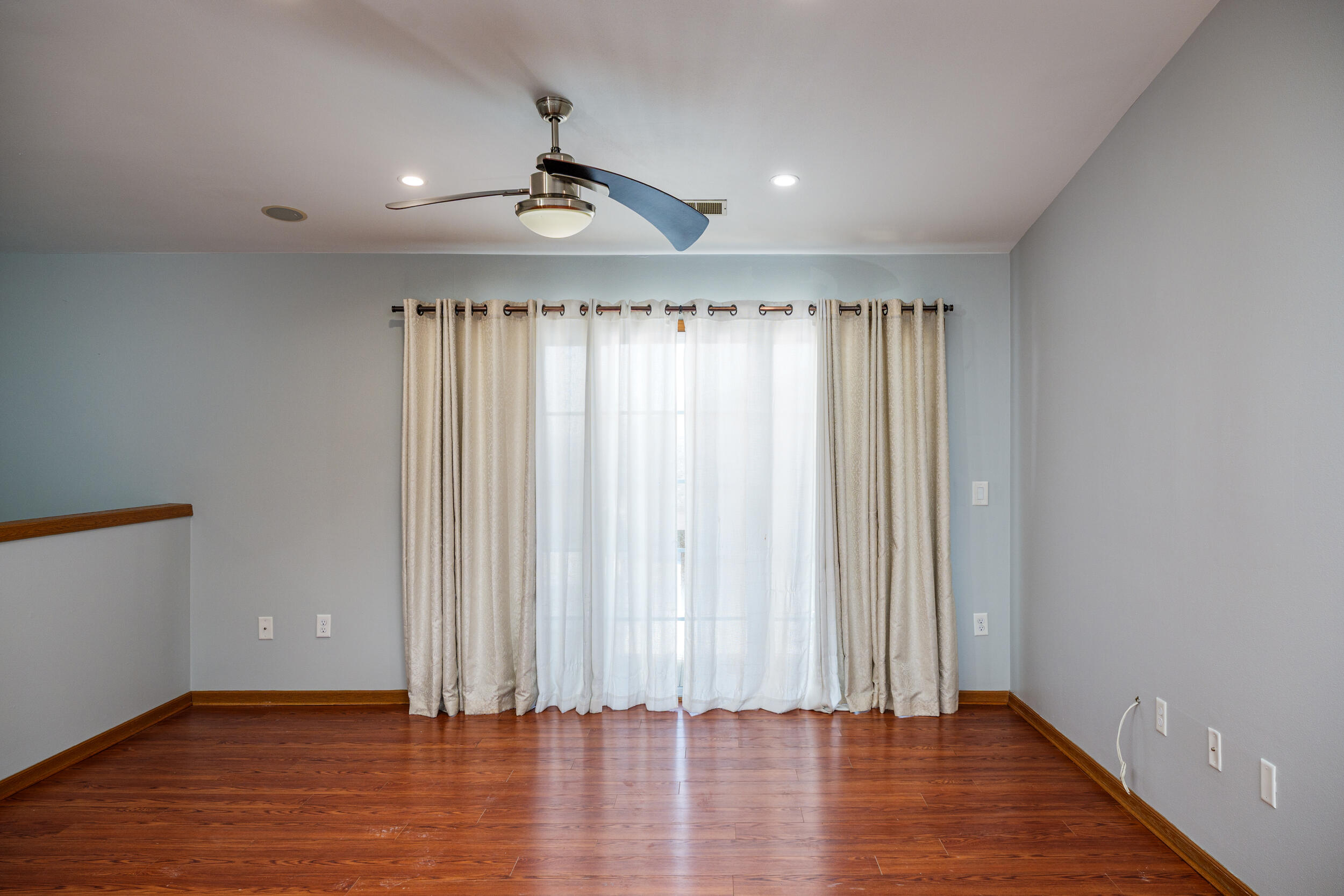 9920 74th Street, Unit F Kenosha, WI 53142 - Photo 10 of 31 Living Room