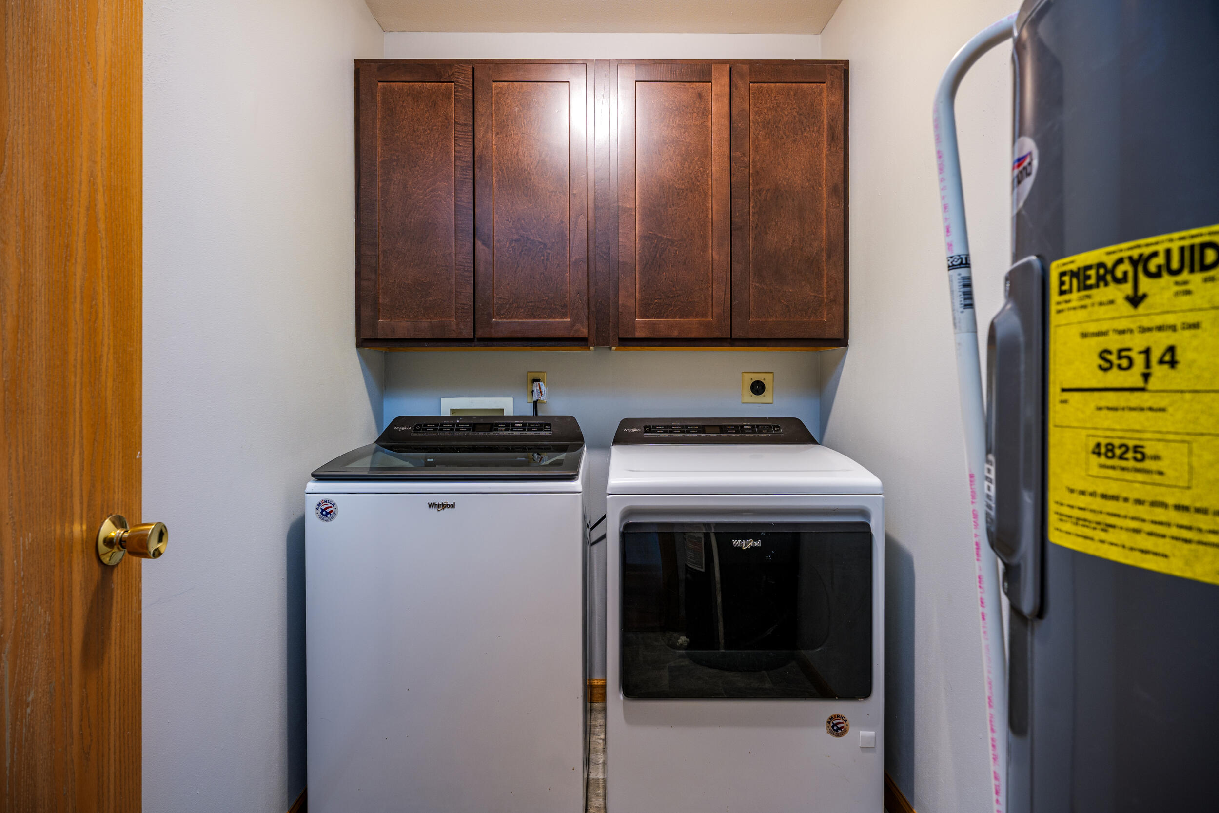 9920 74th Street, Unit F Kenosha, WI 53142 - Photo 24 of 31 Laundry Room