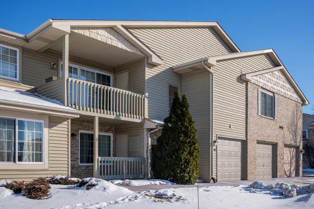 $239,900 | 9920 74th Street, Unit F, Kenosha, WI 53142