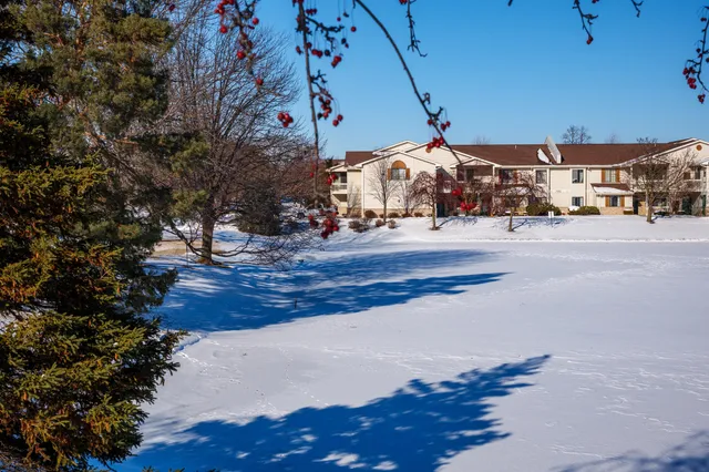 $239,900 | 9920 74th Street, Unit F, Kenosha, WI 53142