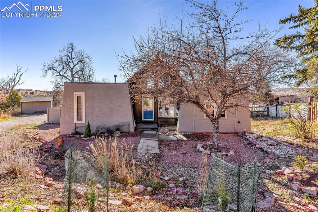 5796 County Rd CC108 Colorado City, CO 81019 - Photo 2 of 48 a backyard of a house with lots of green space