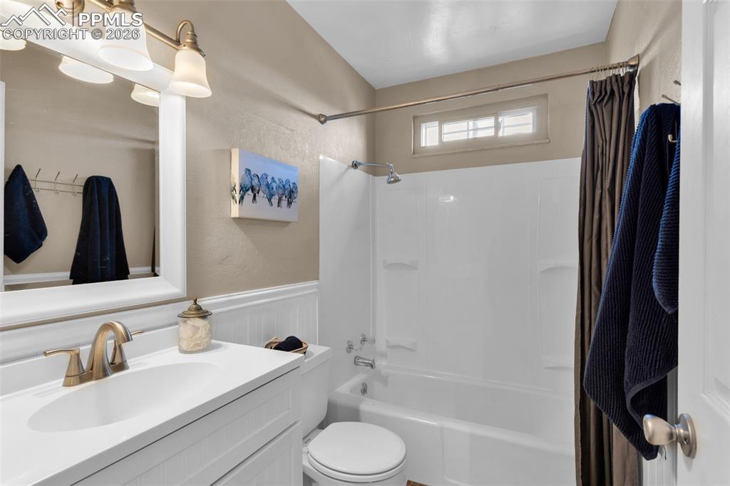 5796 County Rd CC108 Colorado City, CO 81019 - Photo 30 of 48 a bathroom with a sink toilet tub and shower