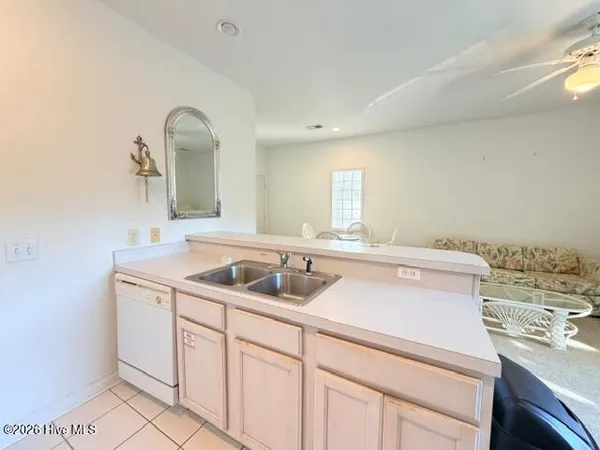 $1,250 | 155 Royal Poste Road, Unit 3011, Sunset Beach, NC 28468