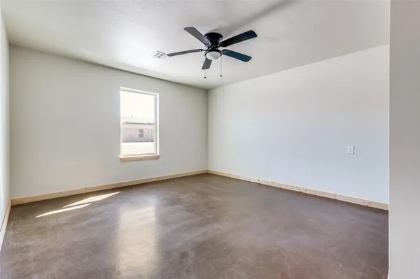 $1,250 | 19052 Cabo Way, Unit 19056, Thackerville, OK 73459