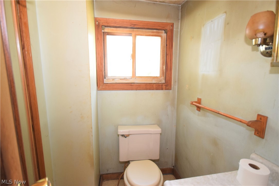 879 West Wilbeth Road Akron, OH 44314 - Photo 10 of 16 Gallery Image 10