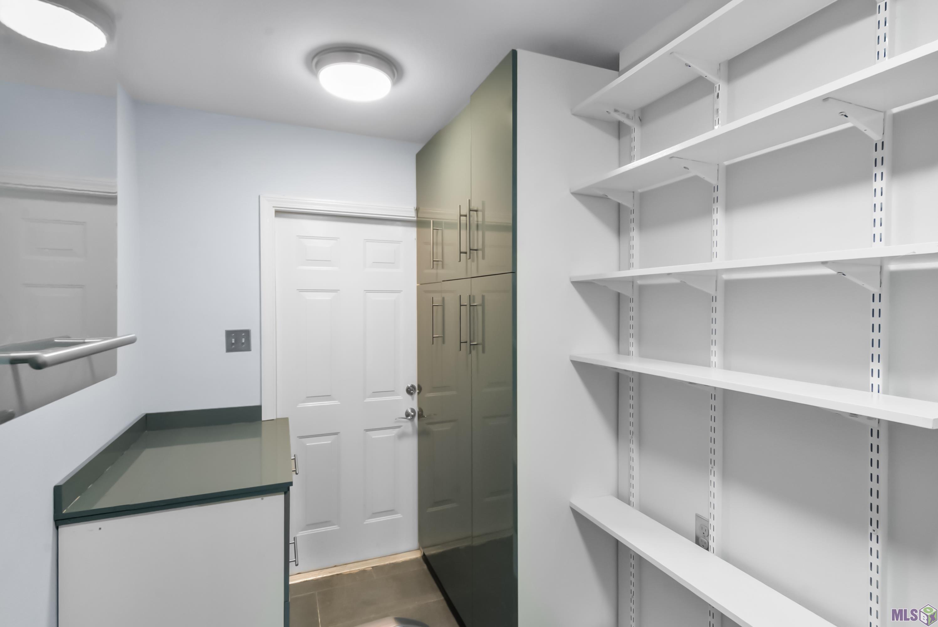 2122 General Lee Avenue Baton Rouge, LA 70810 - Photo 16 of 19 Laundry Room