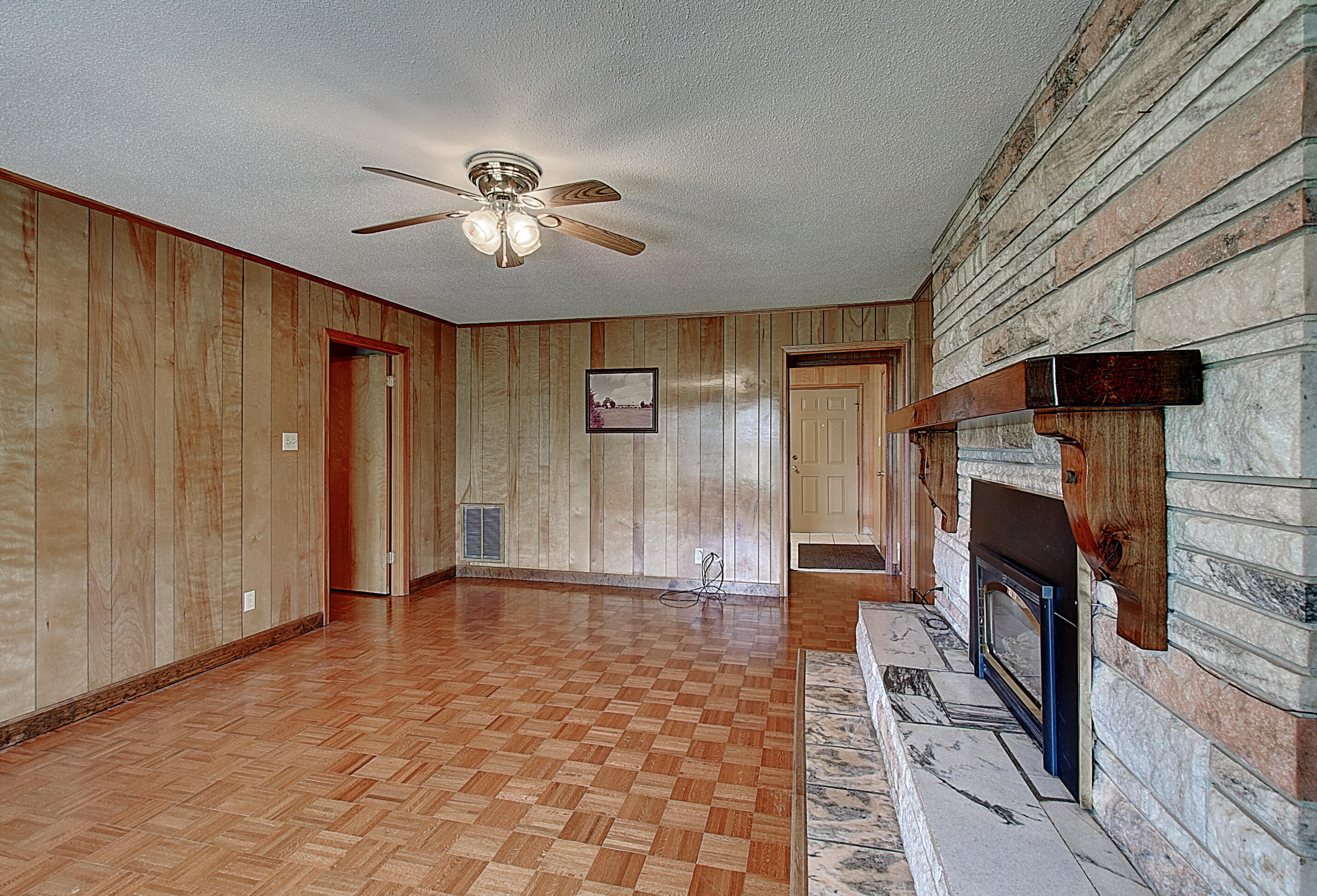 813 Gray Station Road Gray, TN 37615 - Photo 24 of 45 DSC_0412And8more