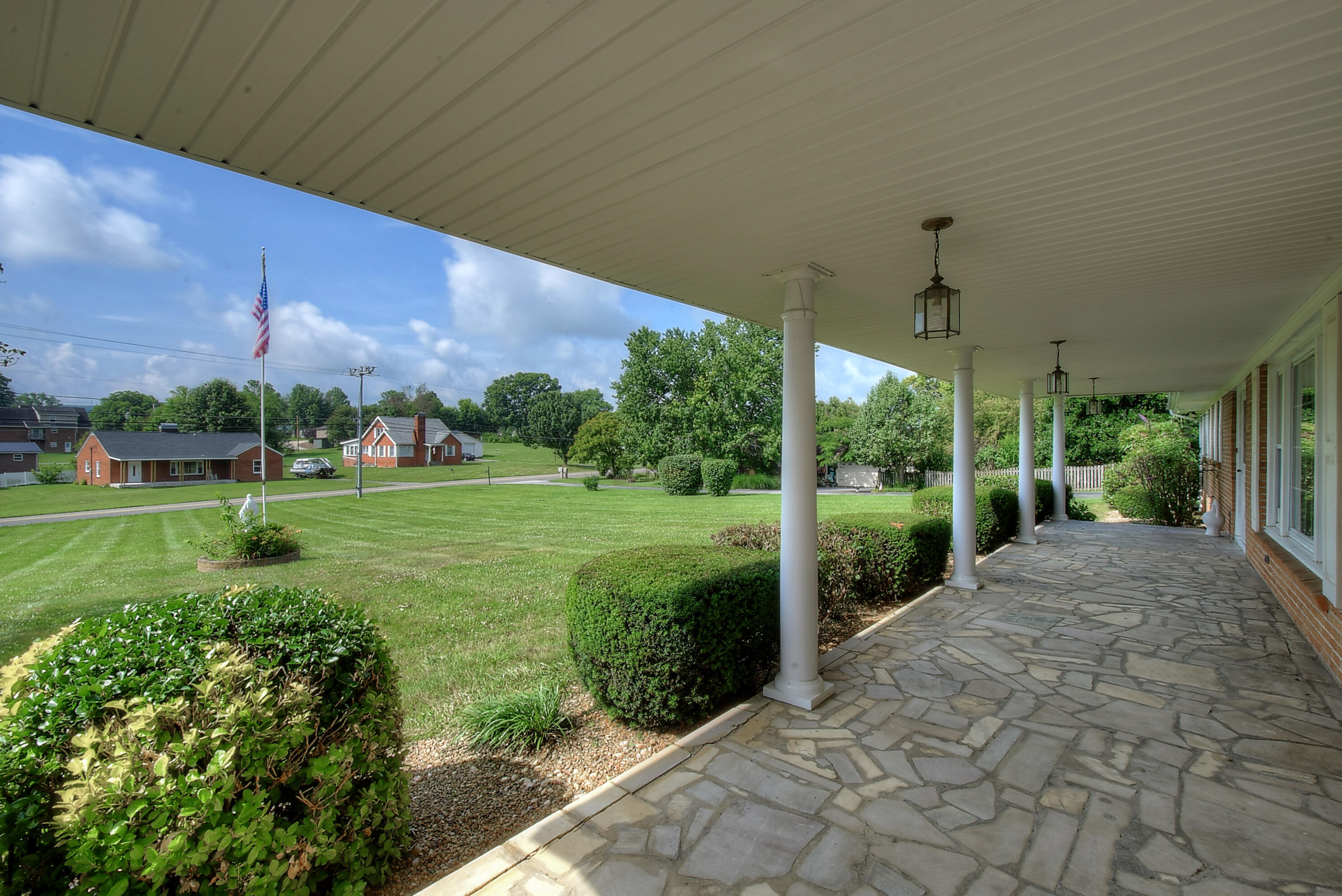 813 Gray Station Road Gray, TN 37615 - Photo 8 of 45 DSC_0091_2_3_4_5_6