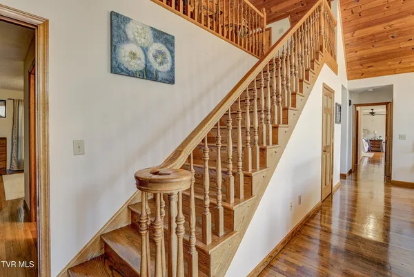 $800,000 | 154 Horton Ridge Road, Erwin, TN 37650