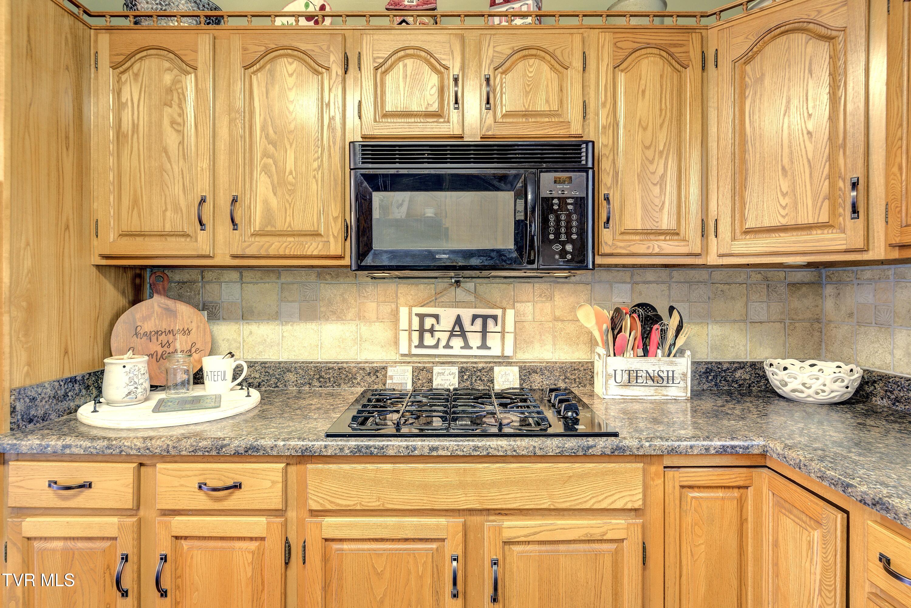 154 Horton Ridge Road Erwin, TN 37650 - Photo 17 of 73 Horton-35