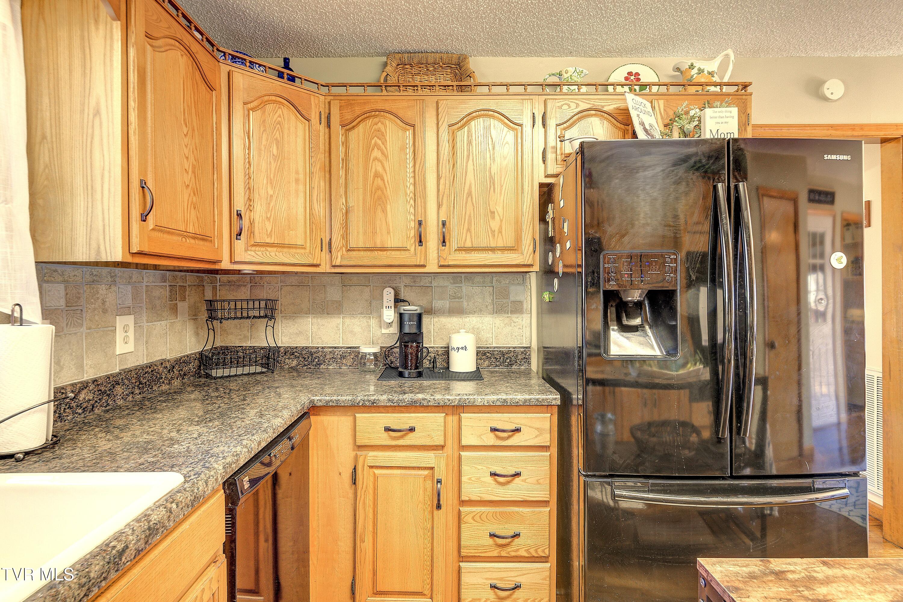 154 Horton Ridge Road Erwin, TN 37650 - Photo 18 of 73 Horton-36