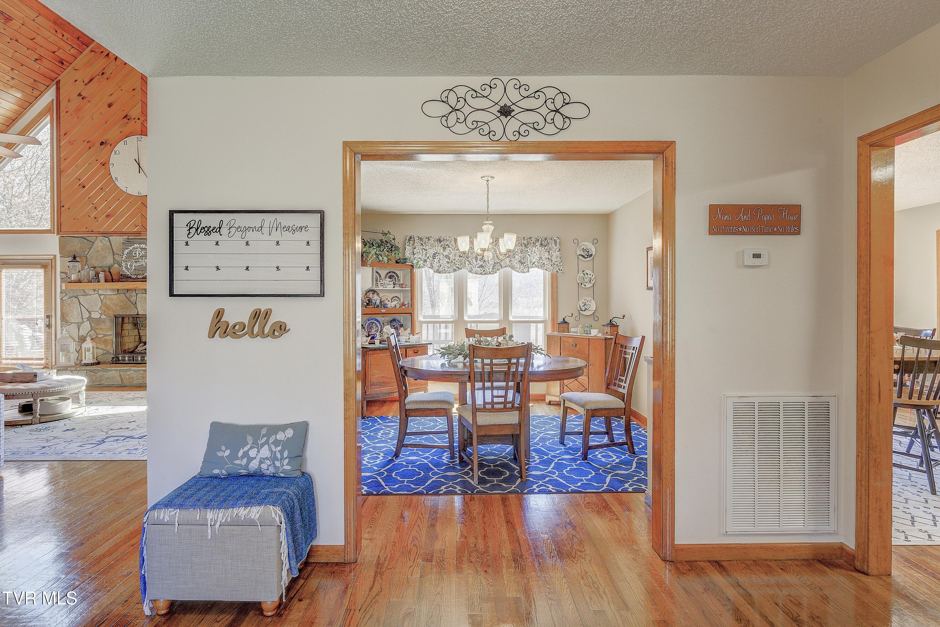 154 Horton Ridge Road Erwin, TN 37650 - Photo 5 of 73 Horton-LR-1