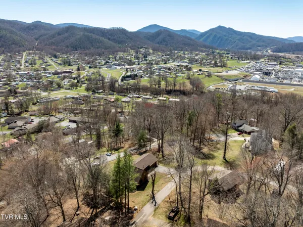 $800,000 | 154 Horton Ridge Road, Erwin, TN 37650