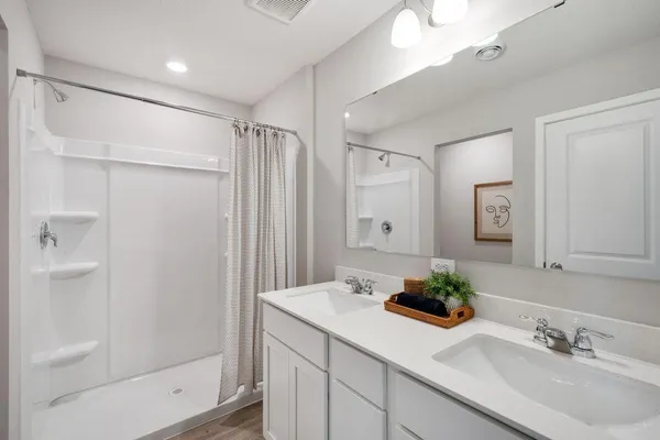 $375,000 | 17516 Driscoll Place, Lakeville, MN 55044