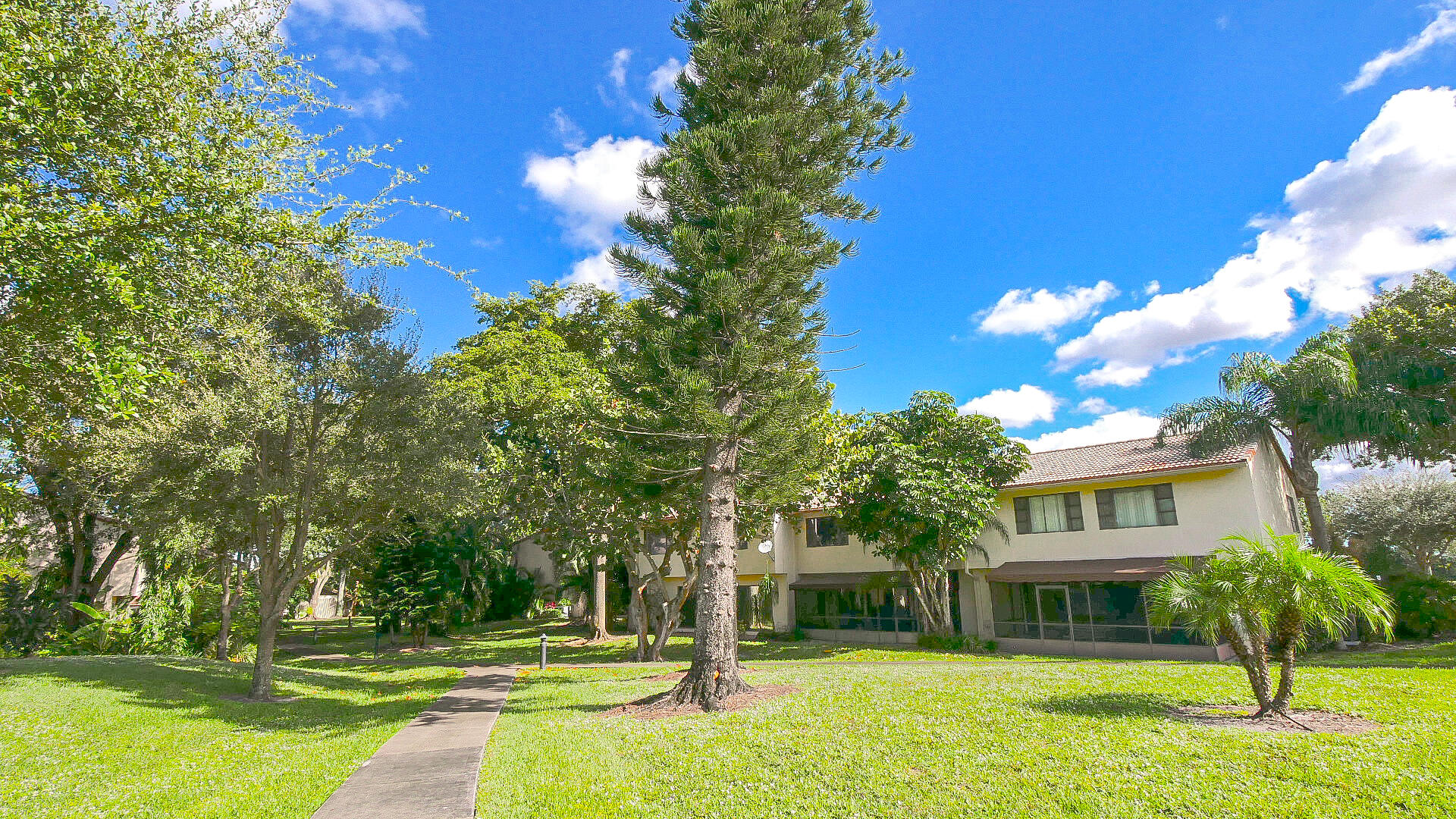 5523 Constant Spring Terrace, Unit 222 Lauderhill, FL 33319 - Photo 46 of 60 P1060440