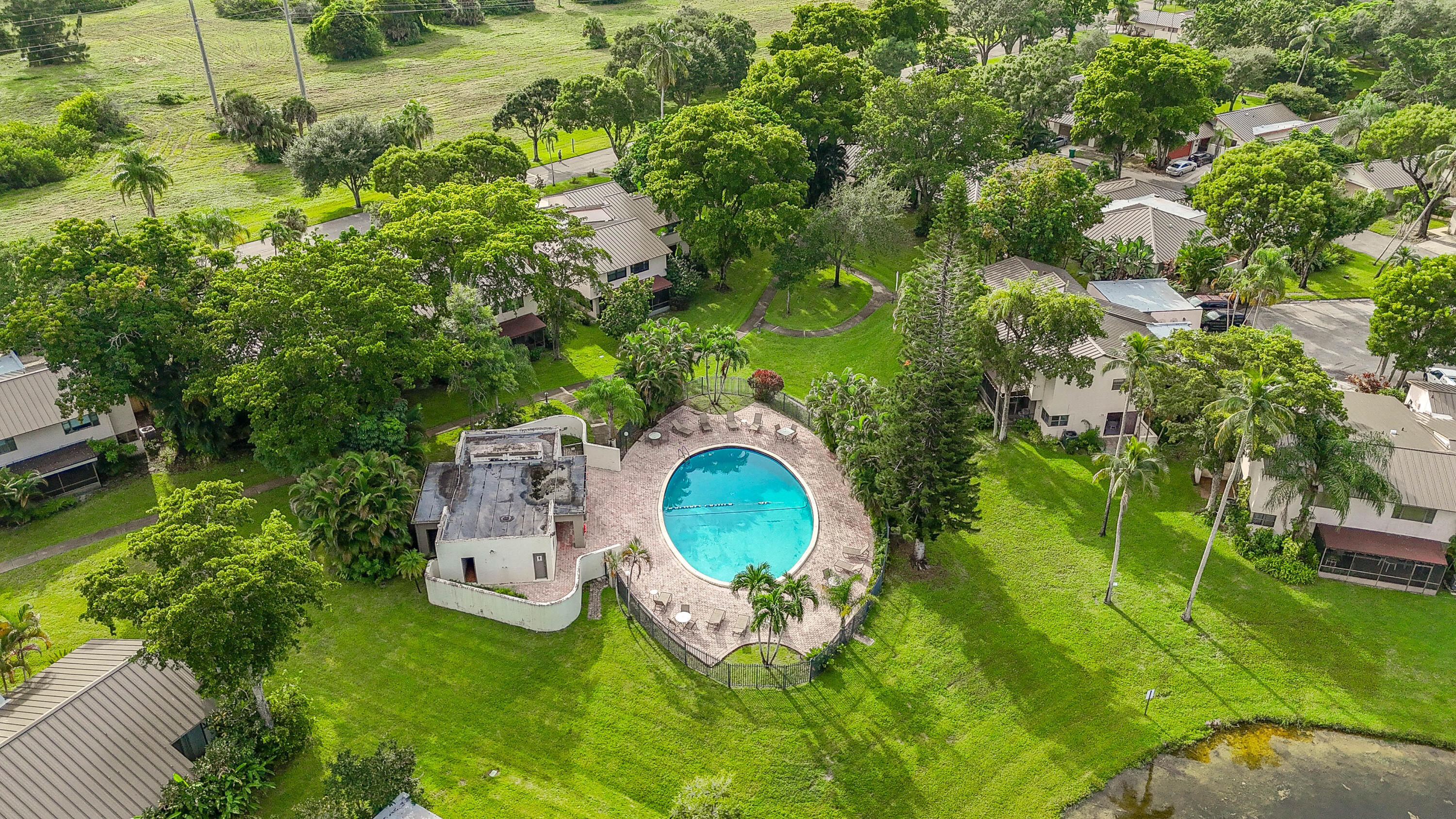 5523 Constant Spring Terrace, Unit 222 Lauderhill, FL 33319 - Photo 54 of 60 P1090633