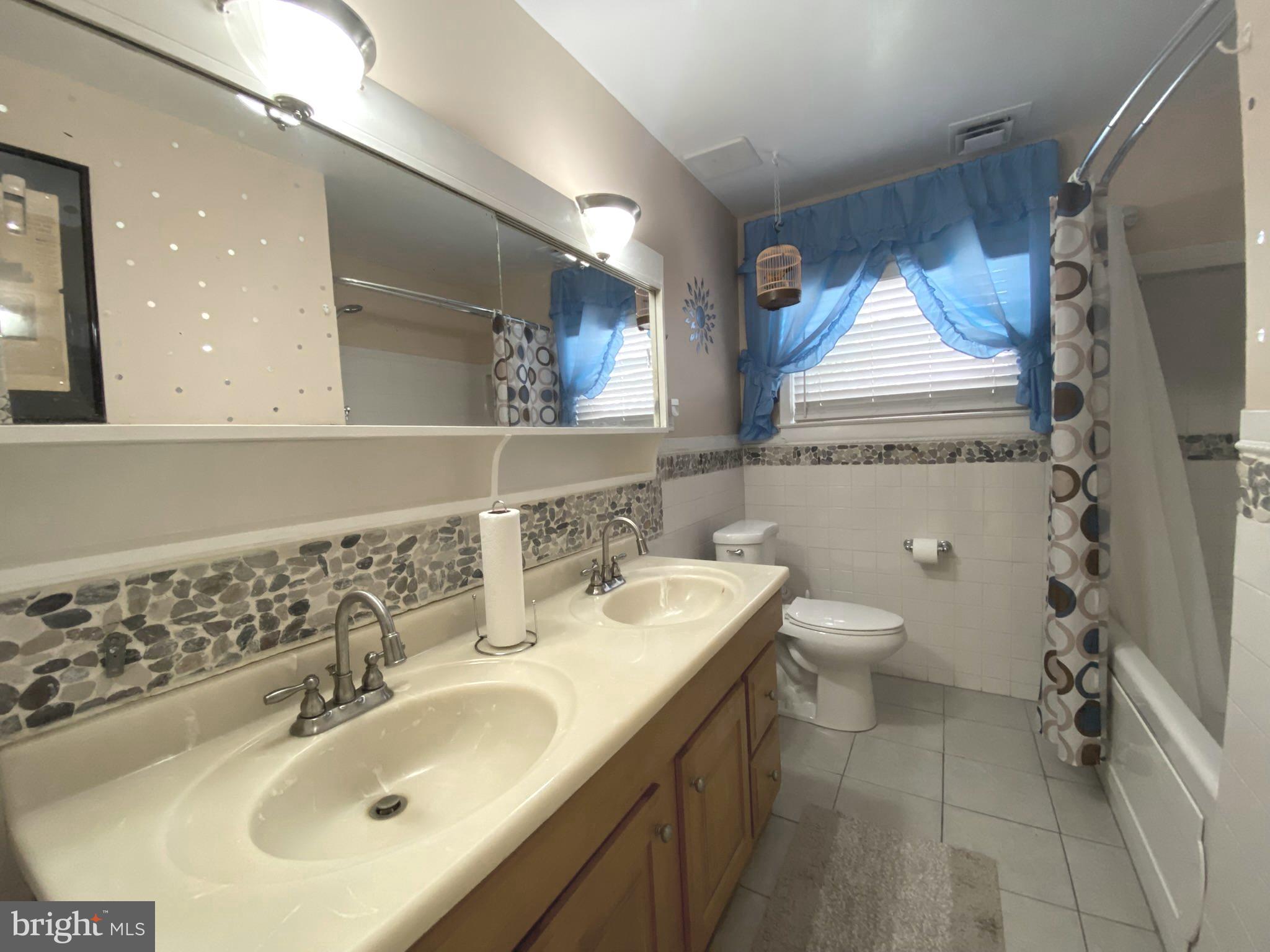 1103 Arboretum Road Wyncote, PA 19095 - Photo 30 of 38 Gallery Image 30