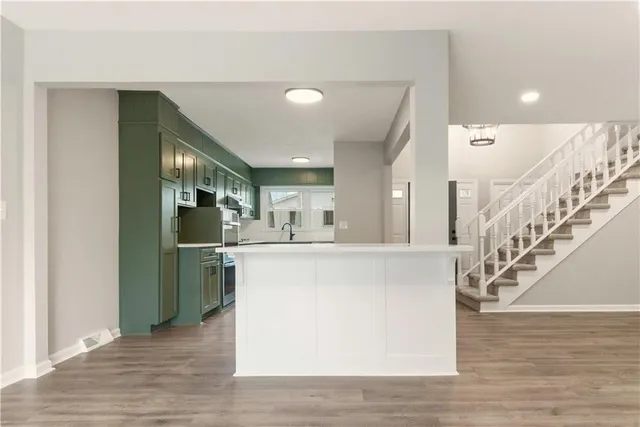 $379,000 | 68 Woodbridge Lane, Kansas City, MO 64145