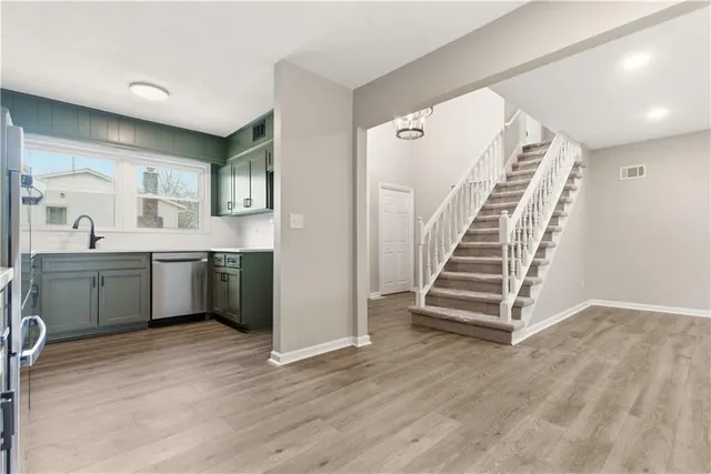 $379,000 | 68 Woodbridge Lane, Kansas City, MO 64145