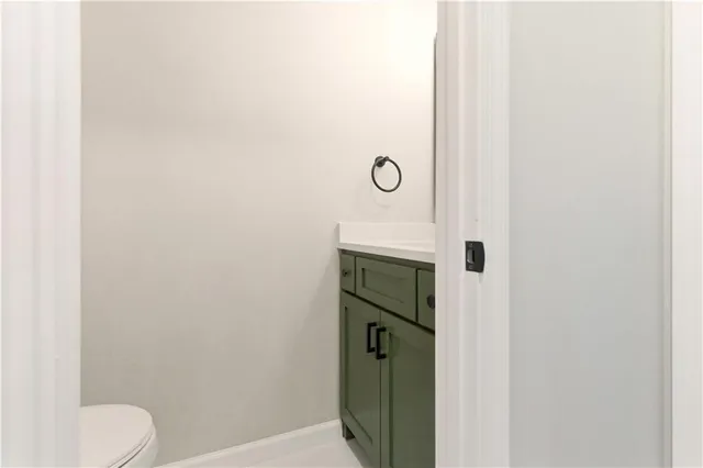 $379,000 | 68 Woodbridge Lane, Kansas City, MO 64145