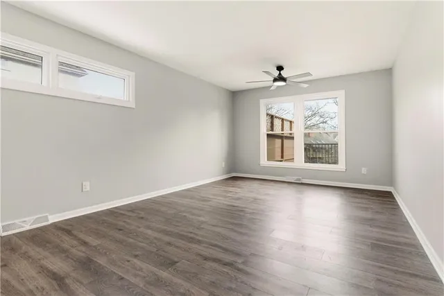 $379,000 | 68 Woodbridge Lane, Kansas City, MO 64145