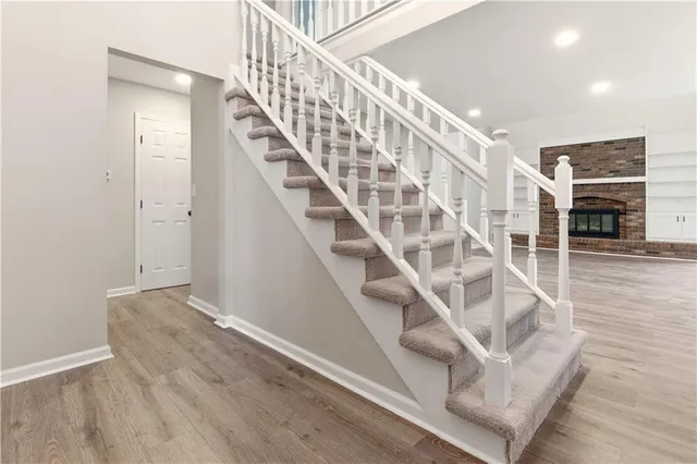 $379,000 | 68 Woodbridge Lane, Kansas City, MO 64145