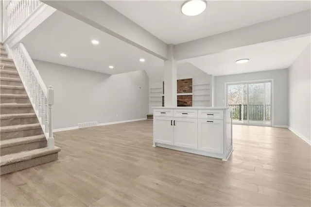 $379,000 | 68 Woodbridge Lane, Kansas City, MO 64145