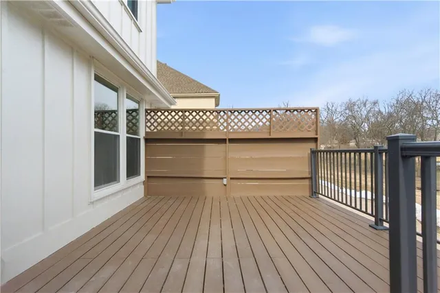 $379,000 | 68 Woodbridge Lane, Kansas City, MO 64145