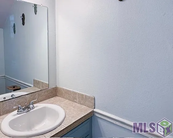 $1,050 | 8091 Bayou Fountain Avenue, Unit 703, Baton Rouge, LA 70820