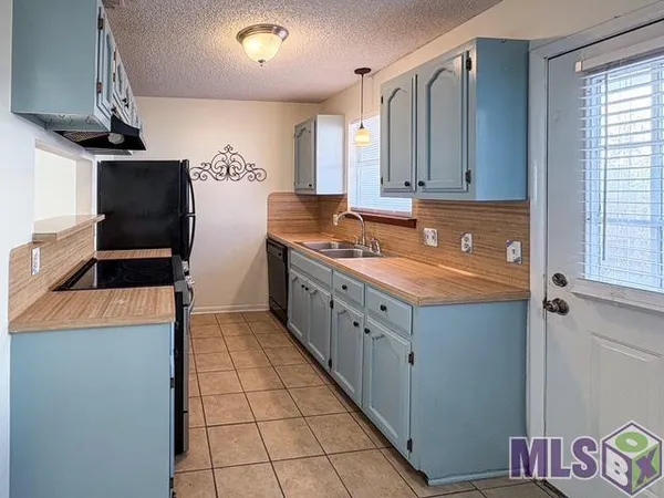 $1,050 | 8091 Bayou Fountain Avenue, Unit 703, Baton Rouge, LA 70820