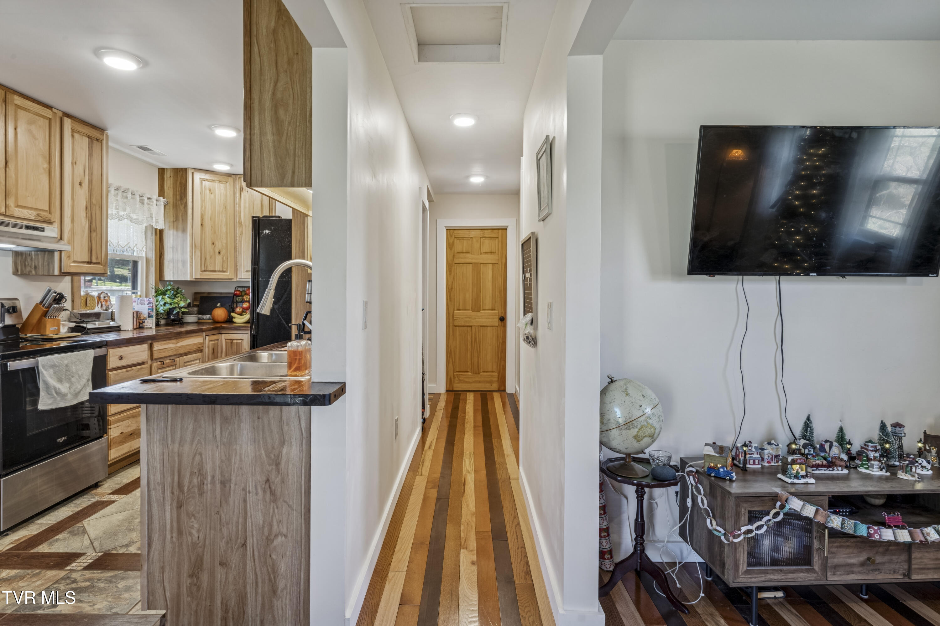 4420 Cherokee Road Jonesborough, TN 37659 - Photo 18 of 40 CherokeeRd--11