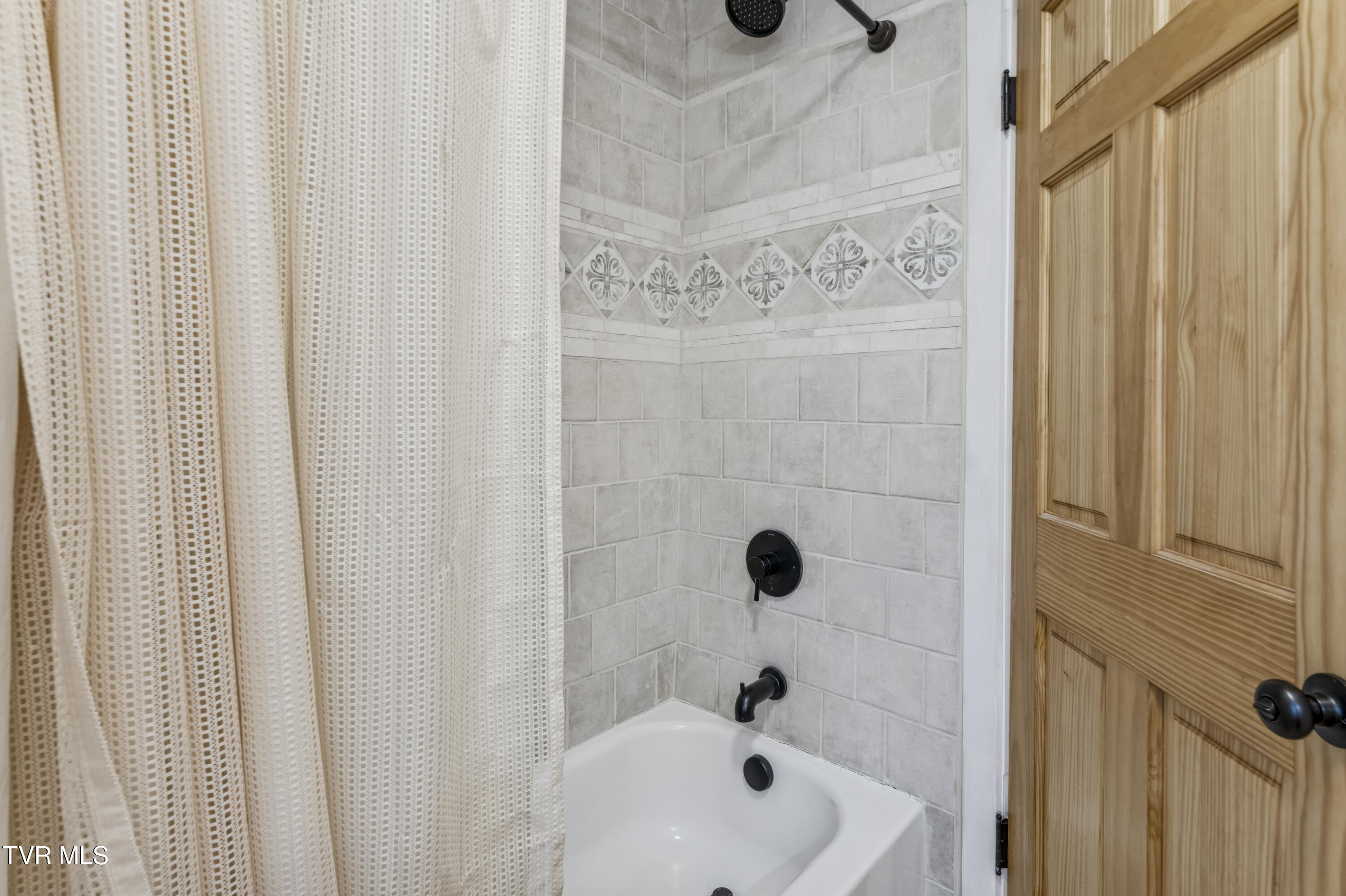 4420 Cherokee Road Jonesborough, TN 37659 - Photo 21 of 40 CherokeeRd--15