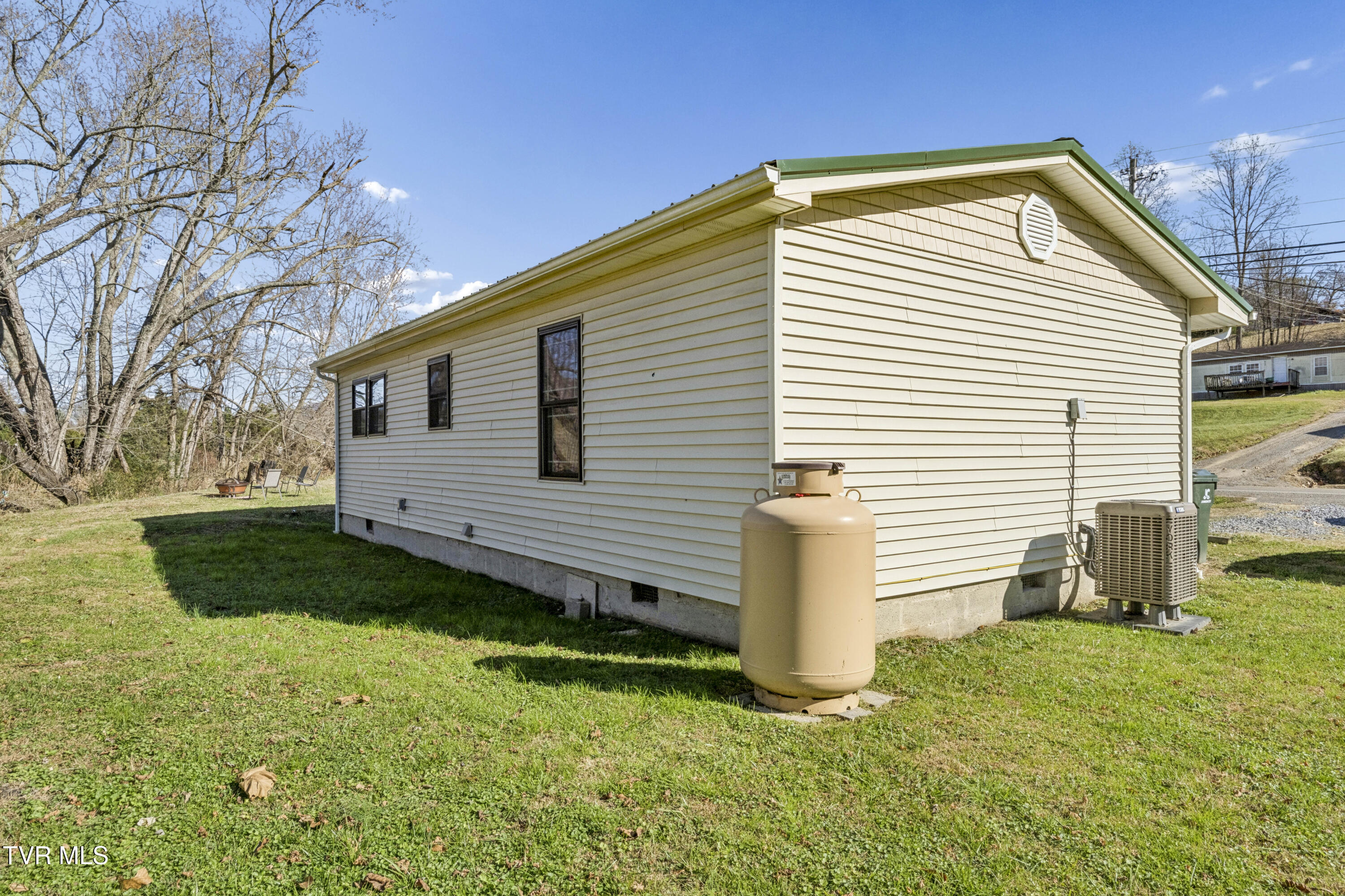 4420 Cherokee Road Jonesborough, TN 37659 - Photo 6 of 40 CherokeeRd--26 - Copy