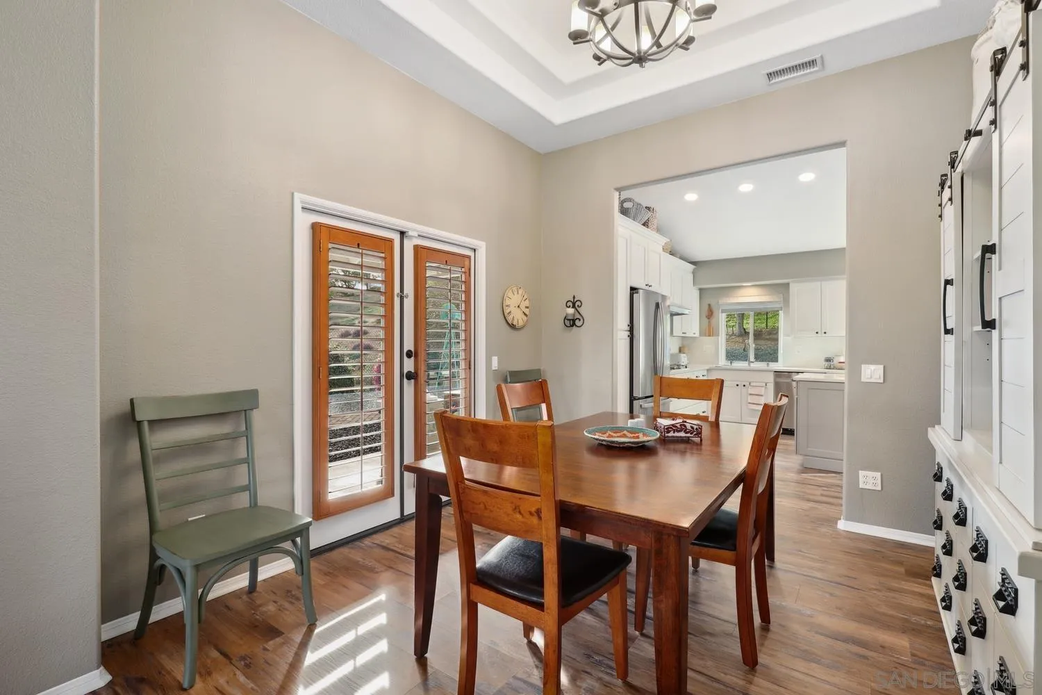 1783 Palomares Road Fallbrook, CA 92028 - Photo 14 of 40 a dining room with furniture and window