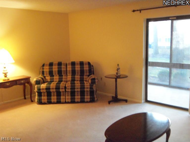 22976 Maple Ridge Road, Unit 104 North Olmsted, OH 44070 - Photo 4 of 17 Gallery Image 4