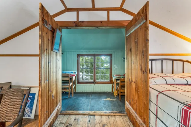 $4,900,000 | 46 Laurel Island Lane, Holderness, NH 03245