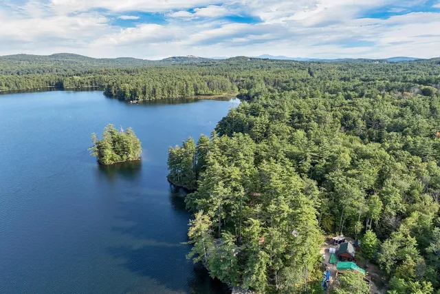 $4,900,000 | 46 Laurel Island Lane, Holderness, NH 03245
