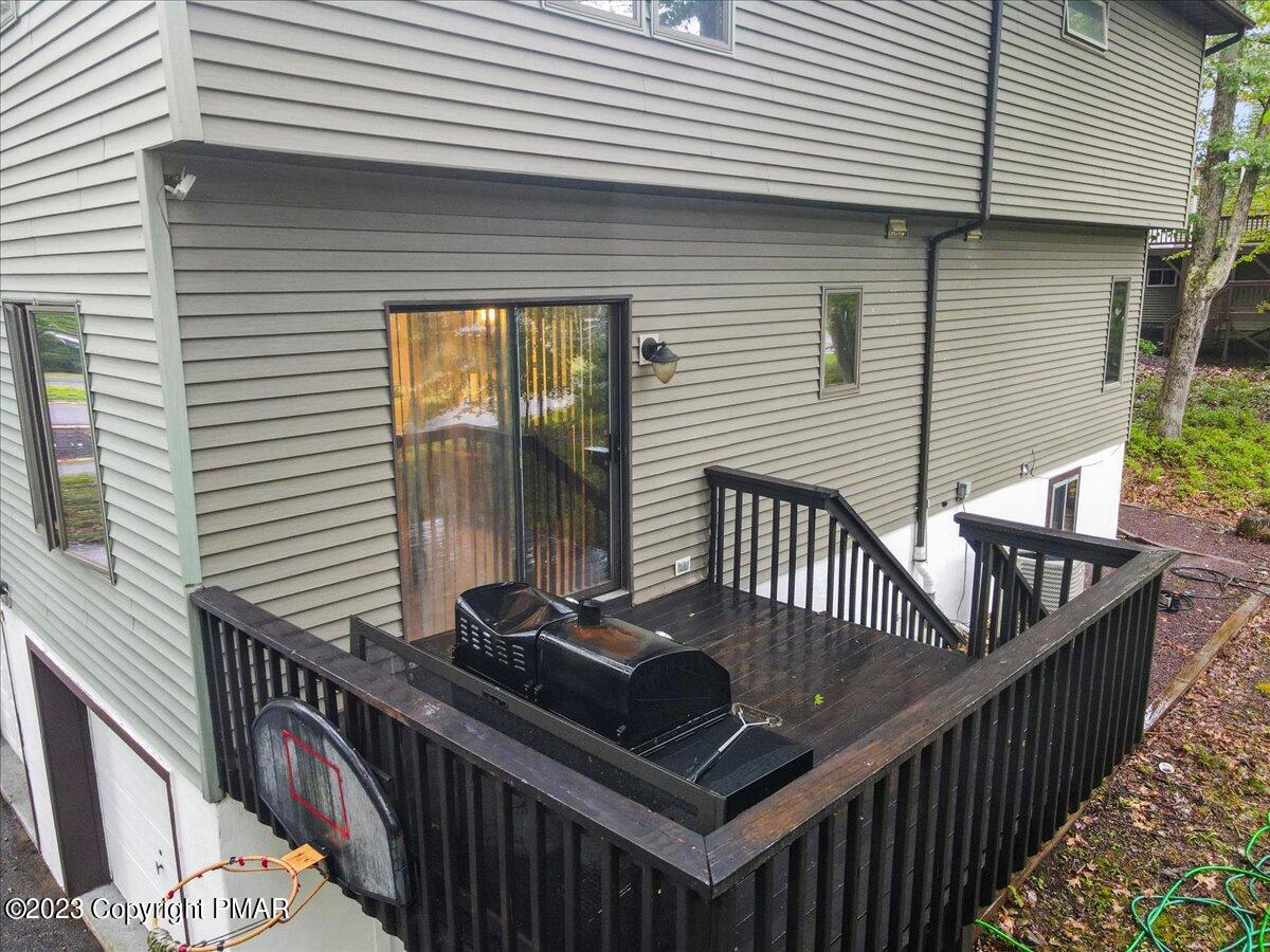 3237 Windemere Drive Bushkill, PA 18324 - Photo 43 of 50 a view of a roof deck with wooden fence