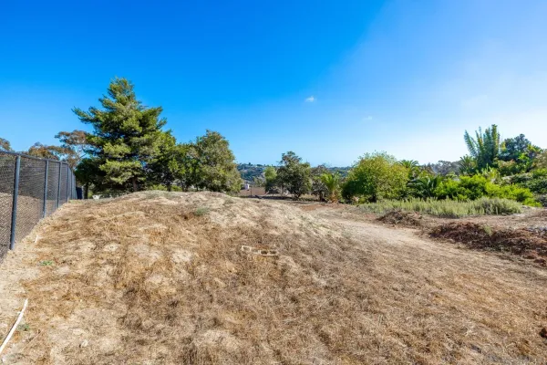 $429,900 | 230 Hoover Street, Oceanside, CA 92054