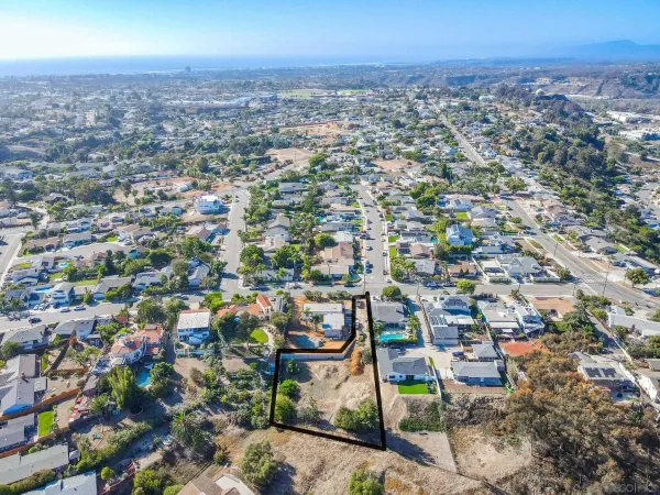 $429,900 | 230 Hoover Street, Oceanside, CA 92054