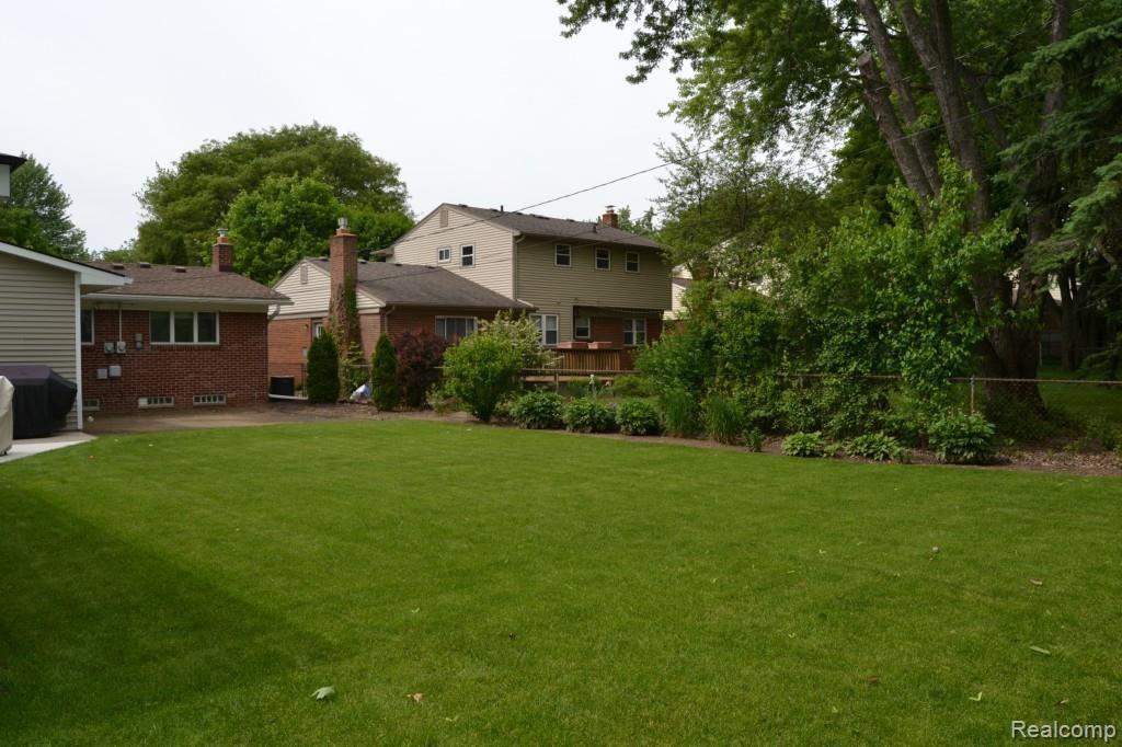 1590 Nantucket Road Plymouth, MI 48170 - Photo 35 of 38 Backyard 3