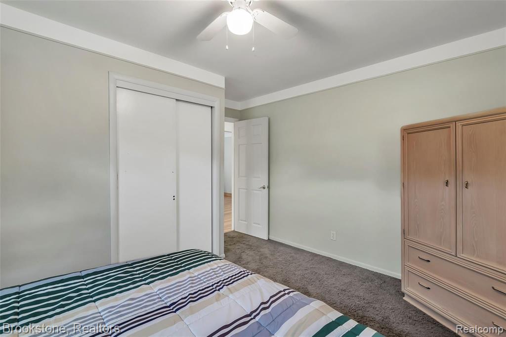 392 Winry Drive Rochester Hills, MI 48307 - Photo 14 of 35