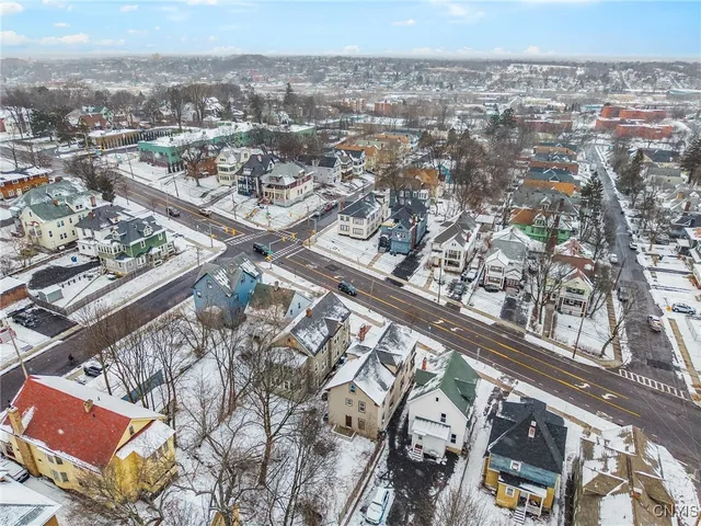 $234,900 | 2420-22 East Genesee Street, Syracuse, NY 13210