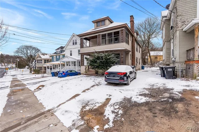 $234,900 | 2420-22 East Genesee Street, Syracuse, NY 13210