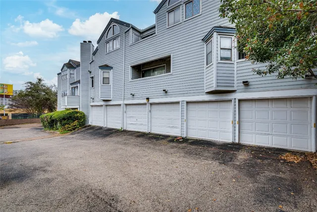 $1,800 | 1808 Rio Grande Street, Unit 6, Austin, TX 78701