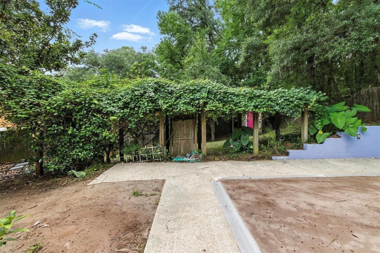 2780 Raintree Circle Tallahassee, FL 32308 - Photo 11 of 47 Gallery Image 11