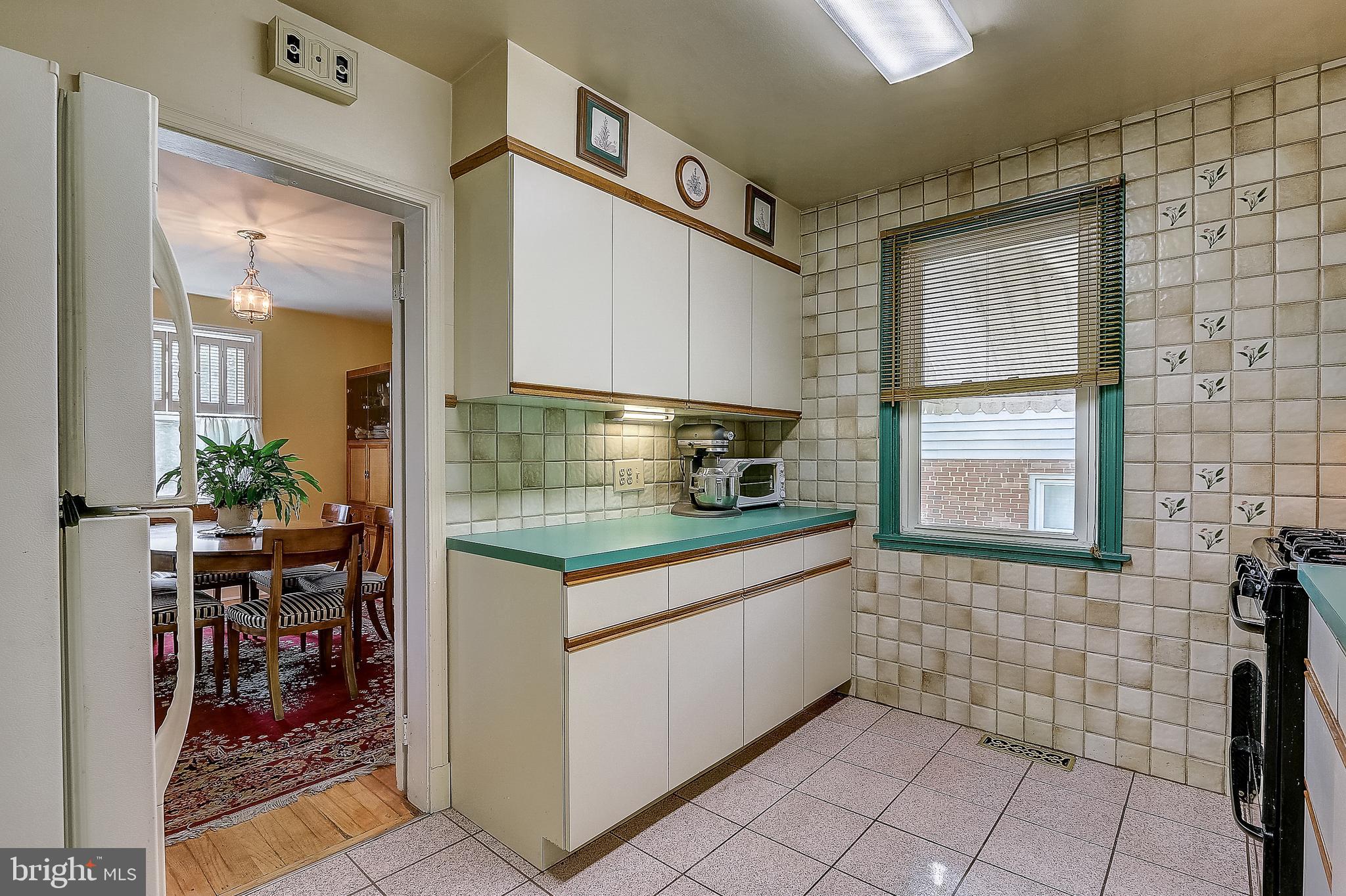 828 Milford Mill Road Baltimore, MD 21208 - Photo 19 of 52