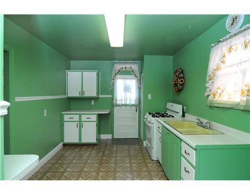 1013 2nd Street McKees Rocks, PA 15136 - Photo 8 of 16 Kitchen. Open kitchen with lots of space!