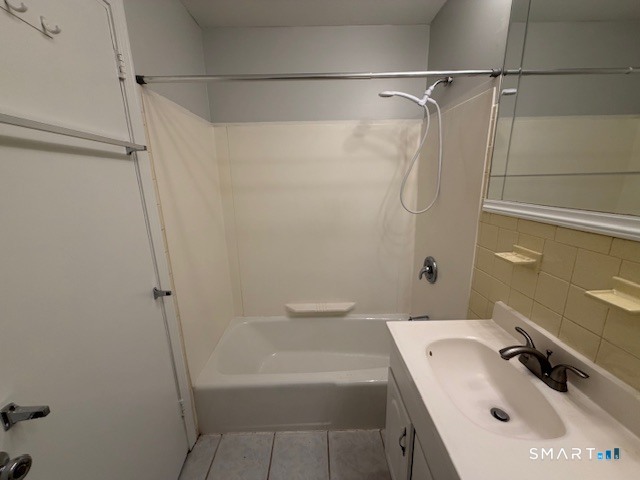 239 Old Farms Road, Unit 16D Avon, CT 06001 - Photo 11 of 16
