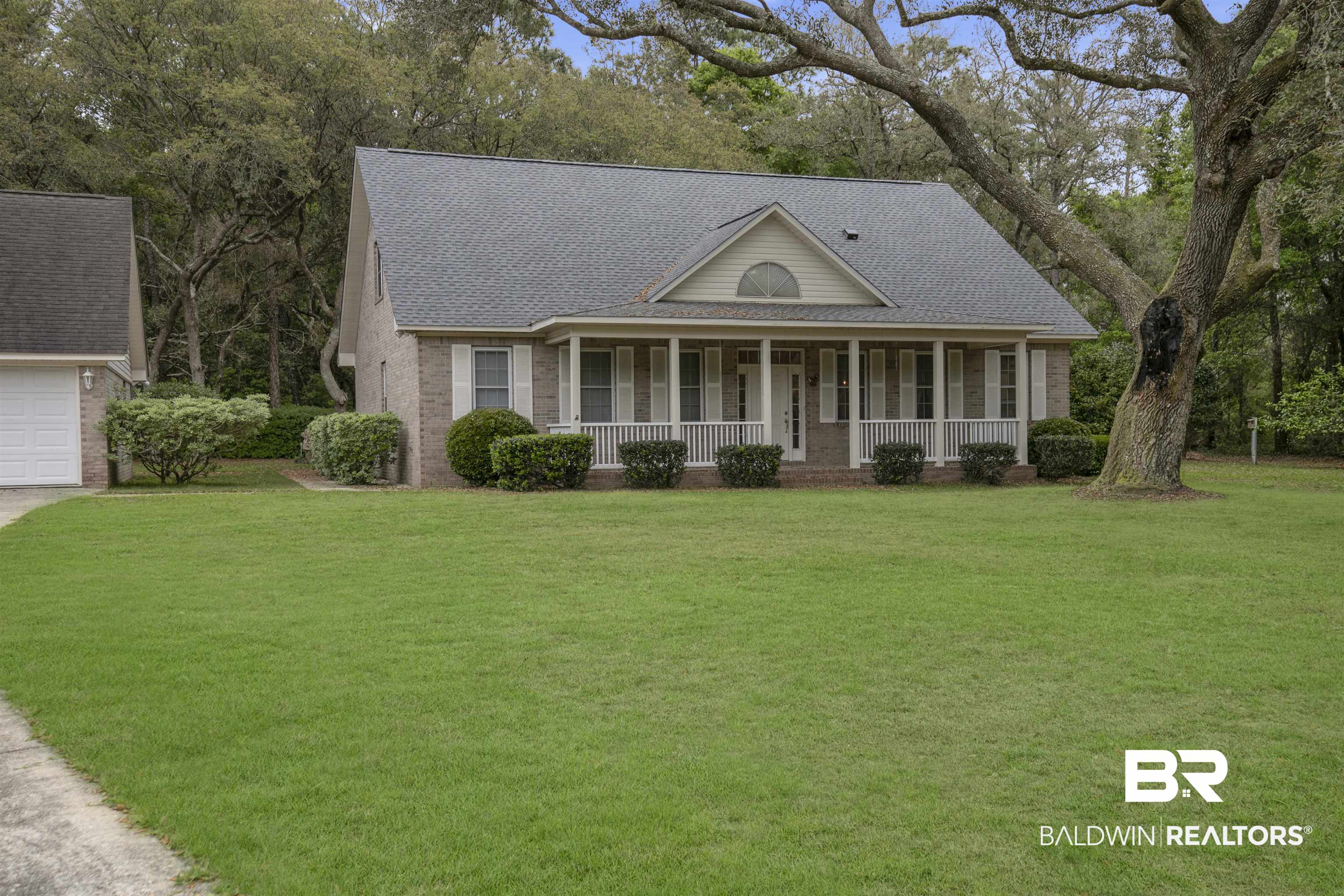 9404 Soldier Creek Road Lillian, AL 36549 - Photo 2 of 49 Front of House